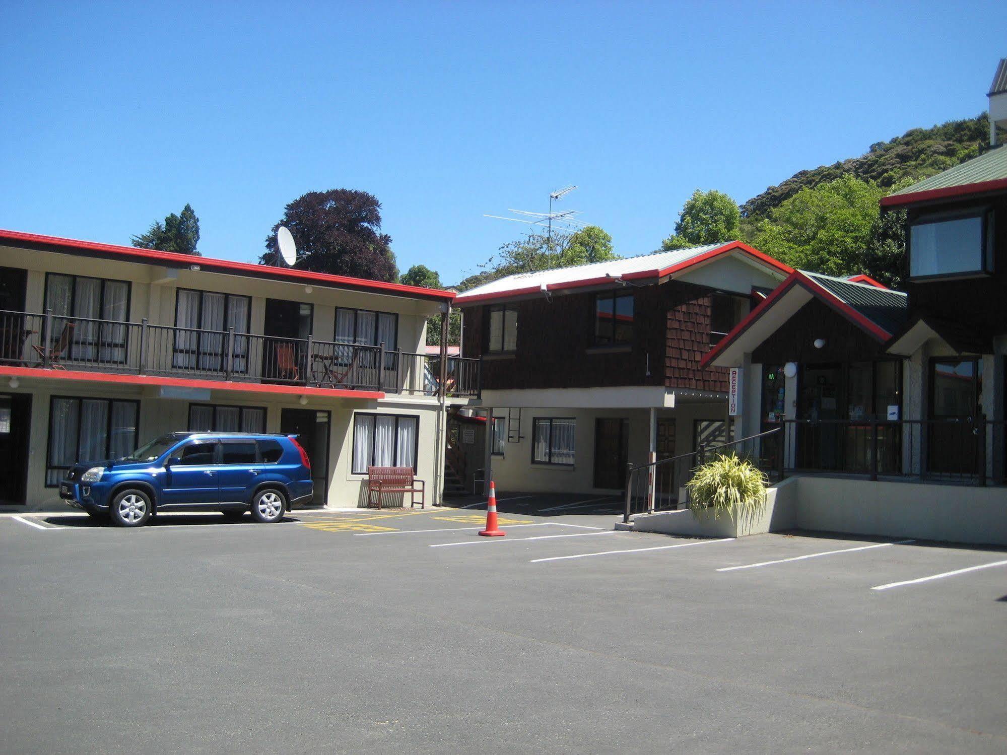 755 Regal Court Motel Dunedin Exterior foto